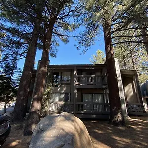 Mammoth Awesome Location-1 Min To Shuttles & Food! Toml-cpan-11402 Apartment Mammoth Lakes
